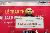 Xuất hiện người phụ nữ ở Quảng Ninh trúng giải thưởng xổ số hơn 66,6 tỷ đồng Xuất hiện người phụ nữ ở Quảng Ninh trúng giải thưởng xổ số hơn 66,6 tỷ đồng