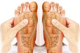 Rét đậm cần xoa bóp ngay những huyệt vị rất dễ tìm này để không bị ốm Rét đậm cần xoa bóp ngay những huyệt vị rất dễ tìm này để không bị ốm