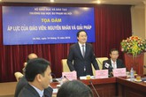 Giáo viên “gồng mình” trước áp lực thành tích và phụ huynh Giáo viên “gồng mình” trước áp lực thành tích và phụ huynh