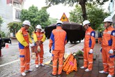 EVNNPC chính thức triển khai sửa chữa điện Hotline trên lưới 22kV EVNNPC chính thức triển khai sửa chữa điện Hotline trên lưới 22kV