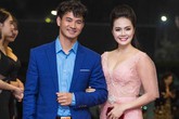 Xuân Bắc tình cảm dắt tay Sao Mai Lương Nguyệt Anh trên thảm đỏ Xuân Bắc tình cảm dắt tay Sao Mai Lương Nguyệt Anh trên thảm đỏ