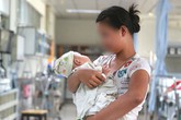 Bị chê ăn mặc giống osin, mẹ trẻ than thở vì chăm con nên không có thời gian: Có người đồng tình, có người không Bị chê ăn mặc giống osin, mẹ trẻ than thở vì chăm con nên không có thời gian: Có người đồng tình, có người không