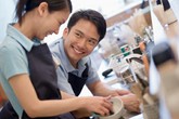 Ngày 8/3: Đàn ông làm việc nhà có phải là bình đẳng giới? Ngày 8/3: Đàn ông làm việc nhà có phải là bình đẳng giới?