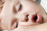 3 bước ma thuật giúp con đi ngủ dễ dàng để bố mẹ có thể dành thời gian cho bản thân 3 bước ma thuật giúp con đi ngủ dễ dàng để bố mẹ có thể dành thời gian cho bản thân