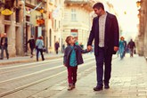 Câu hỏi quan trọng nhất bố mẹ nên hỏi khi con bắt đầu tò mò về sex Câu hỏi quan trọng nhất bố mẹ nên hỏi khi con bắt đầu tò mò về sex