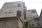 Nghi vấn bố ép hai con uống thuốc sâu rồi tự tử ở Hà Nội: Xót xa số phận hẩm hiu của hai cháu nhỏ Nghi vấn bố ép hai con uống thuốc sâu rồi tự tử ở Hà Nội: Xót xa số phận hẩm hiu của hai cháu nhỏ