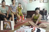 Chuyện về cô gái dành 367 ngày để thêu một bức tranh bằng… chân Chuyện về cô gái dành 367 ngày để thêu một bức tranh bằng… chân