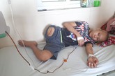 Ước mong có chiếc chân giả của cậu bé mắc bệnh hiểm nghèo Ước mong có chiếc chân giả của cậu bé mắc bệnh hiểm nghèo