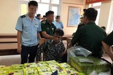 Biểu dương vụ phát hiện hàng cấm trị giá 700 - 800 tỷ đồng Biểu dương vụ phát hiện hàng cấm trị giá 700 - 800 tỷ đồng
