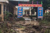 Nghệ An: Hàng trăm học sinh, người dân hốt hoảng chạy lũ trong đêm Nghệ An: Hàng trăm học sinh, người dân hốt hoảng chạy lũ trong đêm