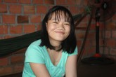 Cô bé bị ung thư máu nuôi nước mơ làm thư ký tòa án Cô bé bị ung thư máu nuôi nước mơ làm thư ký tòa án