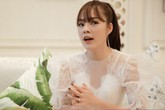 Dương Cẩm Lynh kể về cuộc sống hậu hôn nhân đổ vỡ: "Tôi sút tới 4 kg, ai gặp cũng không thể tin được" Dương Cẩm Lynh kể về cuộc sống hậu hôn nhân đổ vỡ: "Tôi sút tới 4 kg, ai gặp cũng không thể tin được"
