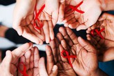 Kỳ thị với người nhiễm HIV sẽ bị xử phạt tới 20 triệu đồng Kỳ thị với người nhiễm HIV sẽ bị xử phạt tới 20 triệu đồng