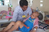 Chỉ sau cơn đau đầu, cậu bé 12 tuổi mắt mờ dần vì u não Chỉ sau cơn đau đầu, cậu bé 12 tuổi mắt mờ dần vì u não