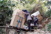 Pháo lậu ồ ạt “vượt biên” dịp cận Tết Nguyên đán Pháo lậu ồ ạt “vượt biên” dịp cận Tết Nguyên đán