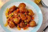 Cả nhà ngon cơm với món gà viên xốt rau củ đậm đà lạ miệng Cả nhà ngon cơm với món gà viên xốt rau củ đậm đà lạ miệng