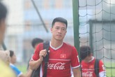 Chuyện thâm cung bí sử của 3 tuyển thủ nổi tiếng quê Đông Anh (2): Đã từng khuyên con bỏ nghề quần đùi, áo số Chuyện thâm cung bí sử của 3 tuyển thủ nổi tiếng quê Đông Anh (2): Đã từng khuyên con bỏ nghề quần đùi, áo số