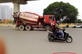 Phản hồi loạt bài “Xe tải, xe bồn “đại náo” Thủ đô dịp cận Tết”: Phạt hàng loạt doanh nghiệp vi phạm Phản hồi loạt bài “Xe tải, xe bồn “đại náo” Thủ đô dịp cận Tết”: Phạt hàng loạt doanh nghiệp vi phạm