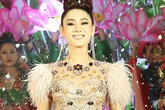 Lâm Khánh Chi thay 3 trang phục trong sự kiện Lâm Khánh Chi thay 3 trang phục trong sự kiện