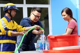 Vụ nước có mùi hôi ở Hà Nội: Viwasupco đã “qua mặt” khách hàng như thế nào? Vụ nước có mùi hôi ở Hà Nội: Viwasupco đã “qua mặt” khách hàng như thế nào?