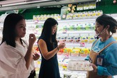 Trải nghiệm ăn sữa chua Vinamilk… tại Trung Quốc Trải nghiệm ăn sữa chua Vinamilk… tại Trung Quốc