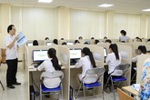 Tại sao nhiều quốc gia vẫn thi trắc nghiệm trên giấy? Tại sao nhiều quốc gia vẫn thi trắc nghiệm trên giấy?