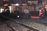 Hải Phòng: Băng qua đường ngang, một phụ nữ bị tàu hỏa tông tử vong Hải Phòng: Băng qua đường ngang, một phụ nữ bị tàu hỏa tông tử vong