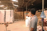 Làng hương trăm tuổi Quảng Phú Cầu: Đầu tư làm ăn lớn, nhiều cơ sở nguy cơ vỡ nợ Làng hương trăm tuổi Quảng Phú Cầu: Đầu tư làm ăn lớn, nhiều cơ sở nguy cơ vỡ nợ
