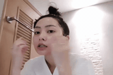 Tuyệt chiêu rửa mặt trong mùa hanh khô: Thêm vài giọt mật ong vào nước, da dẻ ẩm mượt mịn màng miễn chê Tuyệt chiêu rửa mặt trong mùa hanh khô: Thêm vài giọt mật ong vào nước, da dẻ ẩm mượt mịn màng miễn chê