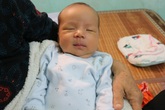 Vợ mất đột ngột, cựu vận động viên Hải Phòng lên mạng xã hội xin sữa mẹ nuôi con Vợ mất đột ngột, cựu vận động viên Hải Phòng lên mạng xã hội xin sữa mẹ nuôi con