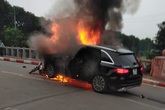 Hé lộ nguyên nhân ban đầu vụ xe Mercedes cháy rực kèm tiếng nổ lớn làm 1 người chết Hé lộ nguyên nhân ban đầu vụ xe Mercedes cháy rực kèm tiếng nổ lớn làm 1 người chết