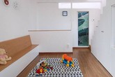 Nhà phố ở Sài Gòn chỉ rộng vỏn vẹn 17m² nhưng đẹp không góc chết sau khi được cải tạo lại Nhà phố ở Sài Gòn chỉ rộng vỏn vẹn 17m² nhưng đẹp không góc chết sau khi được cải tạo lại