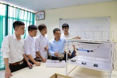 Sinh viên trường Đại học Công nghiệp Hà Nội xây nhà kính thông minh cho sản xuất nông nghiệp Sinh viên trường Đại học Công nghiệp Hà Nội xây nhà kính thông minh cho sản xuất nông nghiệp