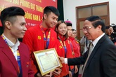 Thủ môn Văn Toản được thưởng nóng tại Hải Phòng Thủ môn Văn Toản được thưởng nóng tại Hải Phòng
