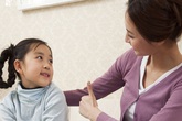 Đừng cố ép con học giỏi bởi điểm số không phải là yếu tố chính quyết định thành công trong tương lai của một đứa trẻ Đừng cố ép con học giỏi bởi điểm số không phải là yếu tố chính quyết định thành công trong tương lai của một đứa trẻ