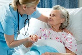 Một người ho đêm cả nhà khổ sở, làm sao chấm dứt? Một người ho đêm cả nhà khổ sở, làm sao chấm dứt?