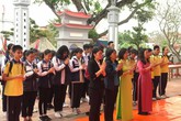 Hải Phòng: Người dân dâng lễ tưởng nhớ công lao Đức Vương Ngô Quyền Hải Phòng: Người dân dâng lễ tưởng nhớ công lao Đức Vương Ngô Quyền