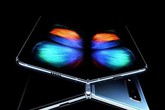 Galaxy Fold - làn gió mới của thị trường smartphone Galaxy Fold - làn gió mới của thị trường smartphone
