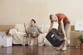Khốn khổ khi lấy anh chồng lười làm việc nhà Khốn khổ khi lấy anh chồng lười làm việc nhà
