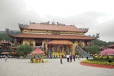 Bà Yến biến mất sau lùm xùm “thỉnh vong báo oán” ở chùa Ba Vàng Bà Yến biến mất sau lùm xùm “thỉnh vong báo oán” ở chùa Ba Vàng