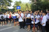 Hố sâu ngăn cách tình thầy trò sau hàng loạt vụ giáo viên sàm sỡ, dâm ô học sinh Hố sâu ngăn cách tình thầy trò sau hàng loạt vụ giáo viên sàm sỡ, dâm ô học sinh