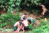 Người đàn ông đột tử khi xuống ao tắm dưới trời nắng nóng gay gắt Người đàn ông đột tử khi xuống ao tắm dưới trời nắng nóng gay gắt
