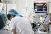 Cứu sống thần kỳ nam sinh 13 tuổi Hà Nội hôn mê sâu sau cú sút bóng trúng bụng Cứu sống thần kỳ nam sinh 13 tuổi Hà Nội hôn mê sâu sau cú sút bóng trúng bụng