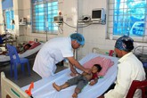 Hãi hùng lời kể người vợ của kẻ đun nước lá ngón cho 3 con uống ở Lào Cai Hãi hùng lời kể người vợ của kẻ đun nước lá ngón cho 3 con uống ở Lào Cai