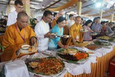 Đại tiệc Buffet chay khổng lồ với gần 500 món ăn chay miễn phí tại Đại lễ Vesak Liên hợp Quốc 2019 Đại tiệc Buffet chay khổng lồ với gần 500 món ăn chay miễn phí tại Đại lễ Vesak Liên hợp Quốc 2019