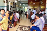 Hơn 50 du khách nhập viện sau khi ăn hải sản Hơn 50 du khách nhập viện sau khi ăn hải sản
