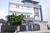 Căn biệt thự đồ sộ nhưng hợp phong thủy của nam nghệ sĩ lấy 3 vợ Căn biệt thự đồ sộ nhưng hợp phong thủy của nam nghệ sĩ lấy 3 vợ