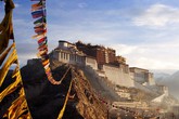 Thâm cung bí sử (184 - 4): Đường đến Tây Tạng Thâm cung bí sử (184 - 4): Đường đến Tây Tạng