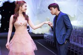 Quốc Trường tự nhận là ‘chàng trai vàng trong làng thả thính’ khi hội ngộ ‘người tình màn ảnh’ Thuý Ngân Quốc Trường tự nhận là ‘chàng trai vàng trong làng thả thính’ khi hội ngộ ‘người tình màn ảnh’ Thuý Ngân