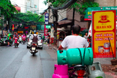 “Lạnh gáy” những cách chở gas nguy hiểm ở Hà Nội “Lạnh gáy” những cách chở gas nguy hiểm ở Hà Nội